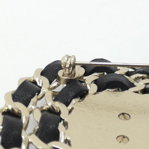 CHANEL Black Brooch - Picture 5 of 5